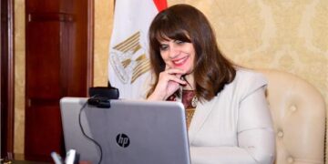 Emigration minister holds virtual meeting with members of Egyptian community in Canada