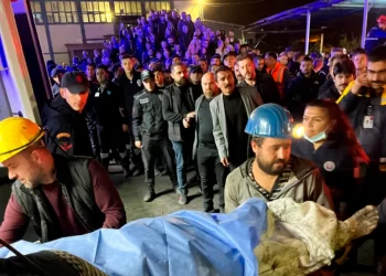 At least 28 killed, more than a dozen trapped in Turkey mine blast