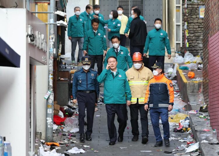 S. Korea in shock, grief as 151 die in Halloween crowd surge 2 - Egyptian Gazette S. Korea in shock, grief as 151 die in Halloween crowd surge 1 - Egyptian Gazette