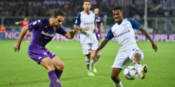 Lazio stuns Fiorentina 4-0 to move to 3rd in Serie A