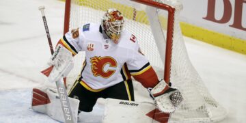 Senators goaltender Cam out 5-7 weeks