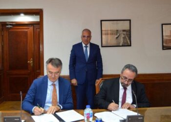 Irrigation min. witnesses signing ceremony of agreement with Mediterranean Agronomic Institute of Bari