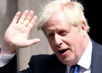 Boris Johnson has 100 backers in UK leadership contest