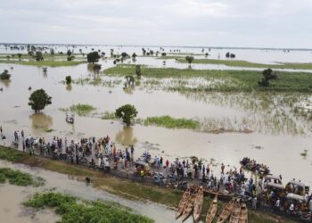 West Africa floods destroy crops, worsening hunger fears