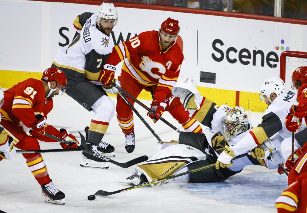Backlund breaks late tie, Flames beat Golden Knights 3-2