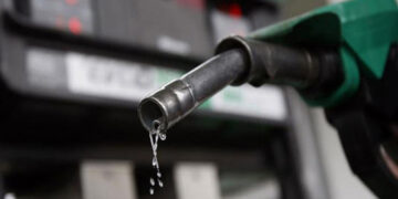 Keeping fuel prices unchangable supports state’s economic plans – experts