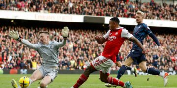 EPL: Man Utd scrapes past West Ham, Arsenal thumps Forest