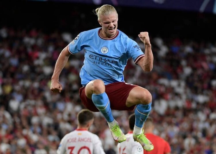 Liverpool faces Arsenal, City fuelled by red-hot Haaland 1 - Egyptian Gazette Manchester City striker Erling Haaland celebrates after scoring his team’s third goal during against Sevilla on September 6, 2022.