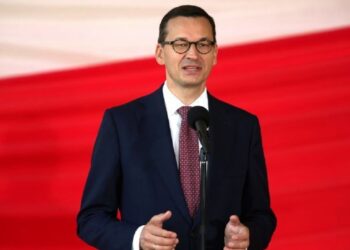 Europe must act now to curb energy costs, says Polish PM