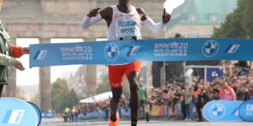 Eliud Kipchoge eyes gold at Paris