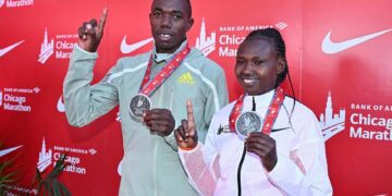 Kenyan duo grab Chicago Marathon