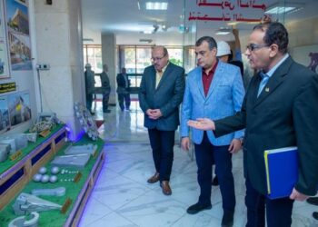 Military Production min. inspects Helwan Iron Foundry