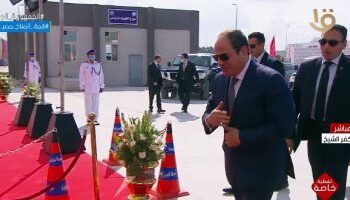 Sisi arrives at venue of Black Sand plant in Kafr el Sheikh