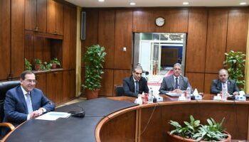 Molla stresses need of pumping new investments in gas exploration