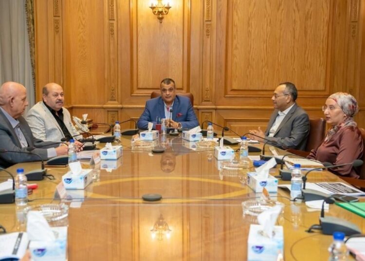 Military production min. urges action to upgrade national economy, industry 2 - Egyptian Gazette Military production min. urges action to upgrade national economy, industry 1 - Egyptian Gazette