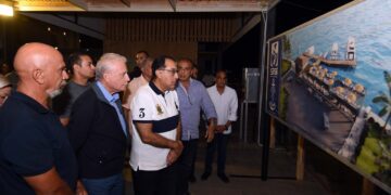 PM inspects Naama Bay development works, number of road projects