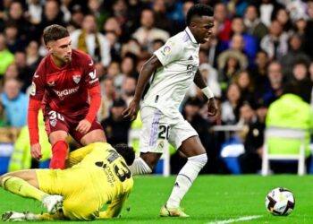 Madrid beats Sevilla, increases La Liga lead