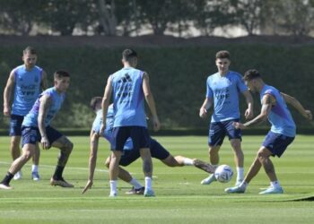 Nadal backs Argentina to respond after Saudi shock