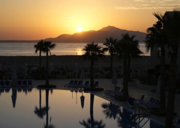 Leaders push for climate action, fossil tax at UN talks