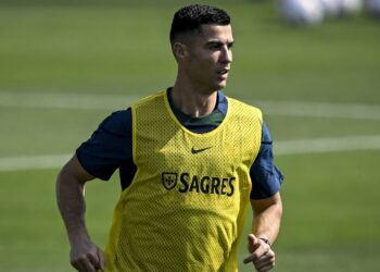 Portugal needs more than Ronaldo show to get past Uruguay