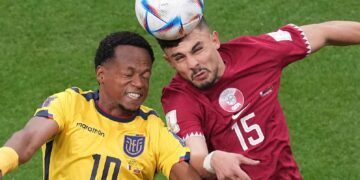 Ecuador and Senegal to battle for last 16 place