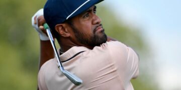 Finau takes early lead in Houston Open