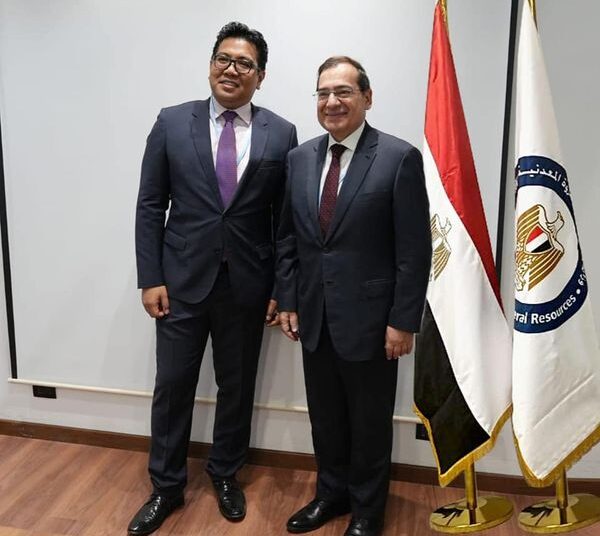 Petroleum Ministry: Talks with Malaysia's Petronas on boosting investments in Egypt 1 - Egyptian Gazette