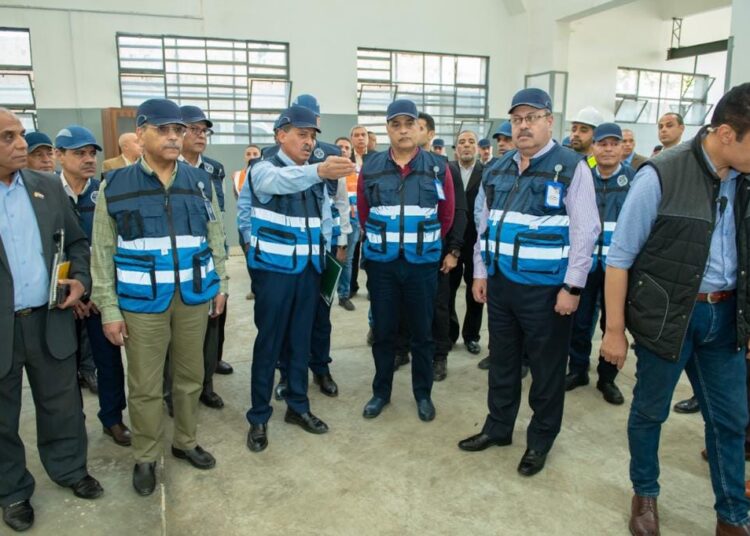 Military production minister tours Factory 909 1 - Egyptian Gazette