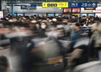 Planet Earth: Eight billion humans and dwindling resources