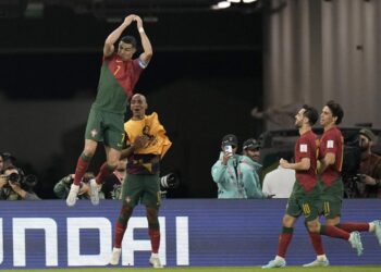 Ronaldo makes World Cup history, Portugal beats Ghana 3-2