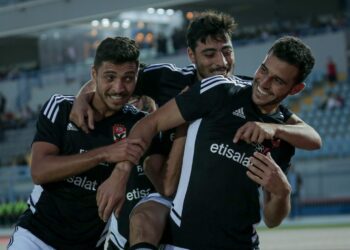 Al-Ahly defeats Al-Dakhleya, Zamalek draw