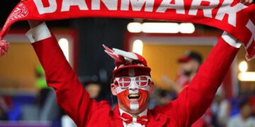 France sinks Denmark, Argentina stuns Mexico, Poland beats S. Arabia