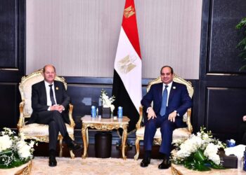 Sisi receives German chancelor in Sharm