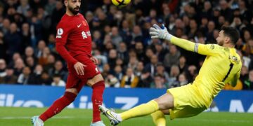 Klopp hails Salah after double at Spurs