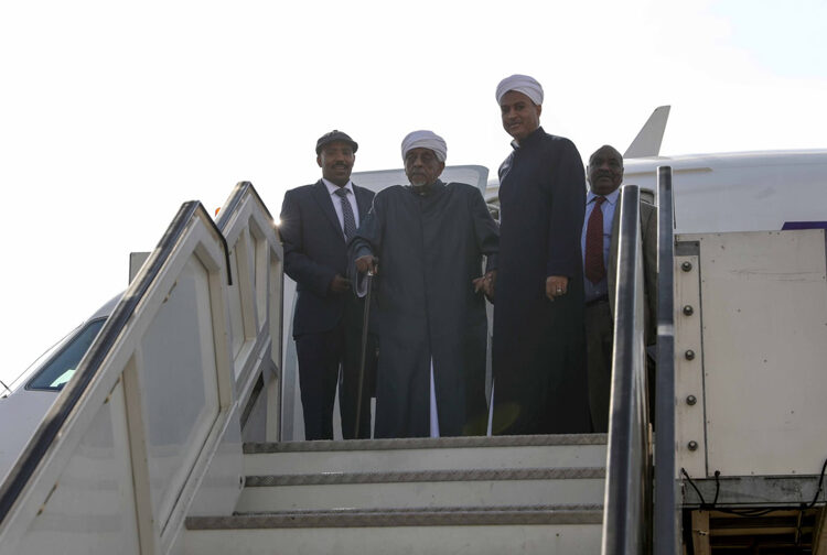 The head of Sudan’s original Democratic Unionist Party, Mohamed Osman al-Mirghani upon arrival at Khartoum Airport.