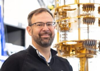 The Journey to building a true Quantum Computer