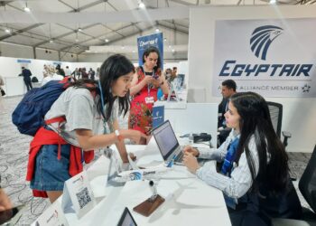 EgyptAir pavilion grabs spotlight at COP27