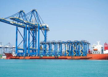 14,000 tons of goods handled at Red Sea ports