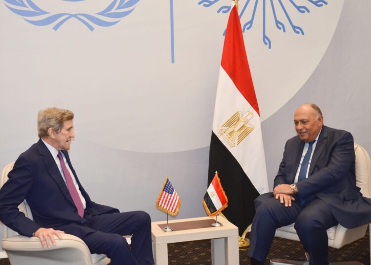 Foreign Minister Sameh Shoukri during his meeting yesterday with US Special Presidential Envoy for Climate John Kerry.