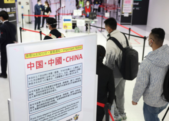 Countries implement COVID travel requirements for Chinese travelers