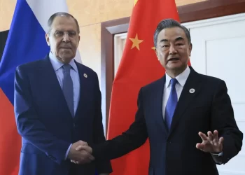China’s foreign minister signals deeper ties with Russia