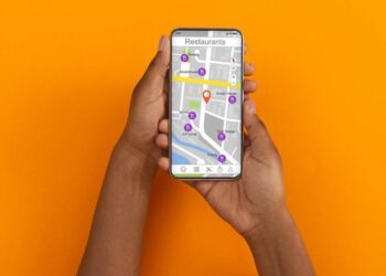 Google rivals join forces in online maps