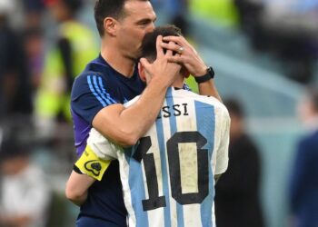 Argentina’s Scaloni on cusp of joining World Cup coaching greats