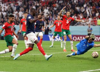 Three France players ill before World Cup final