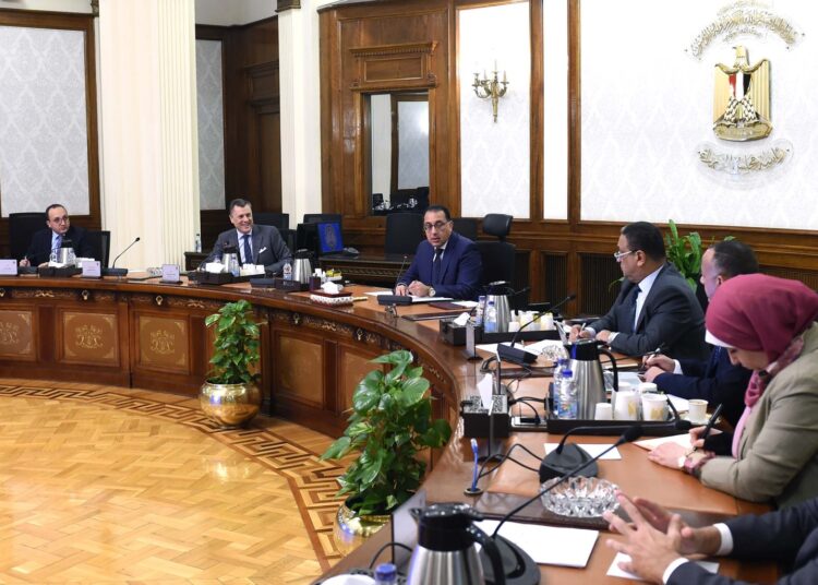 PM in talks over developing areas surrounding archaeological places 1 - Egyptian Gazette