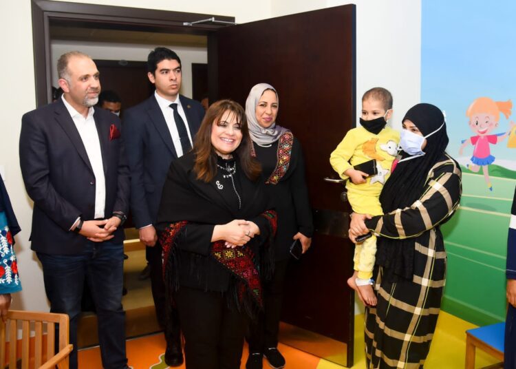 Emigration ministry works on establishing database for Egyptian experts, scientists abroad 2 - Egyptian Gazette Emigration ministry works on establishing database for Egyptian experts, scientists abroad 1 - Egyptian Gazette