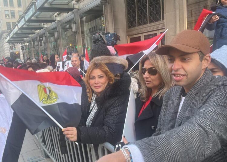 Egyptian community members gather outside Sisi’s residence in Washington 1 - Egyptian Gazette