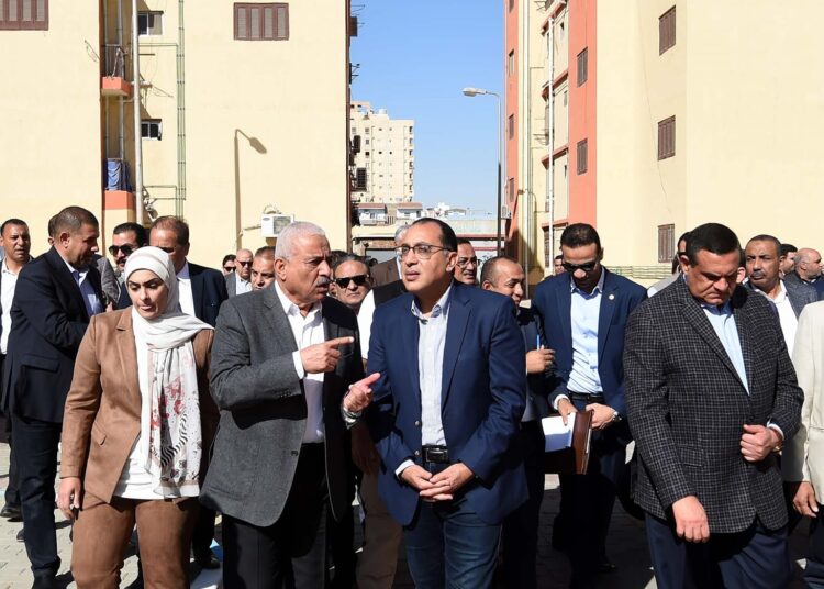 PM inspects Masaken Nasser urban development project in Suez 1 - Egyptian Gazette