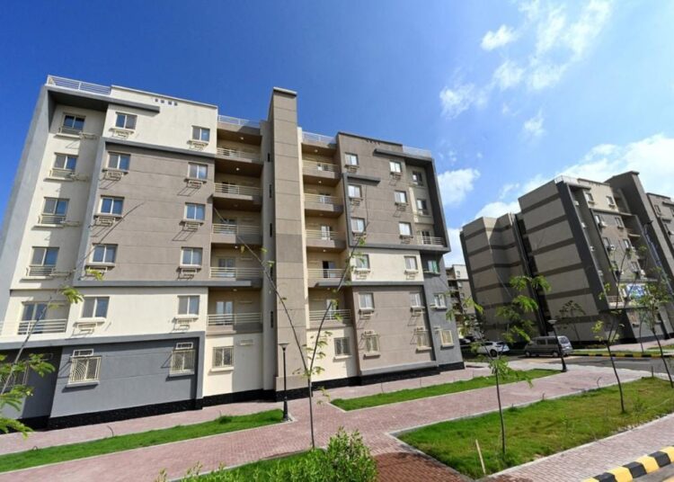 Housing min. announces offering 22,000 housing units in new cities 2 - Egyptian Gazette Housing min. announces offering 22,000 housing units in new cities 1 - Egyptian Gazette