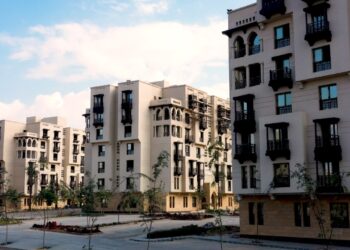 Housing min. follows up on implementation of renovation of Sour Magra el Oyoun in Cairo